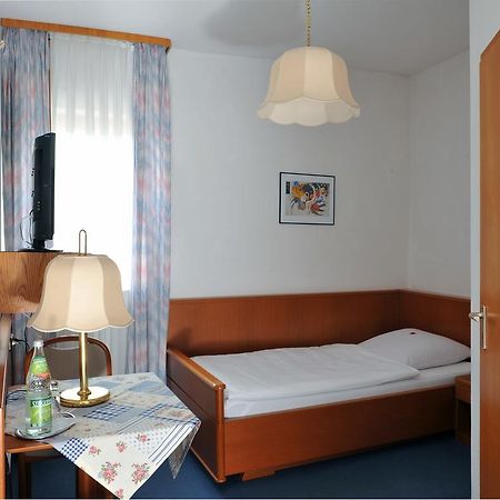 Pommersfelden Hotel Gruener Baum מראה חיצוני תמונה