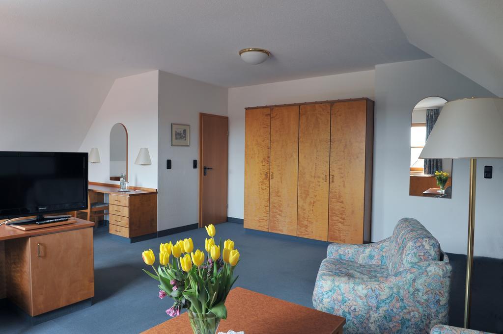 Pommersfelden Hotel Gruener Baum מראה חיצוני תמונה