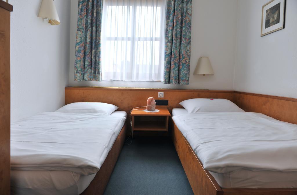 Pommersfelden Hotel Gruener Baum מראה חיצוני תמונה